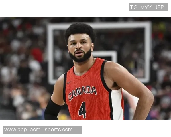 贾马尔穆雷半场表现出色9中4贡献11分2板7助攻2抢断展现全面能力